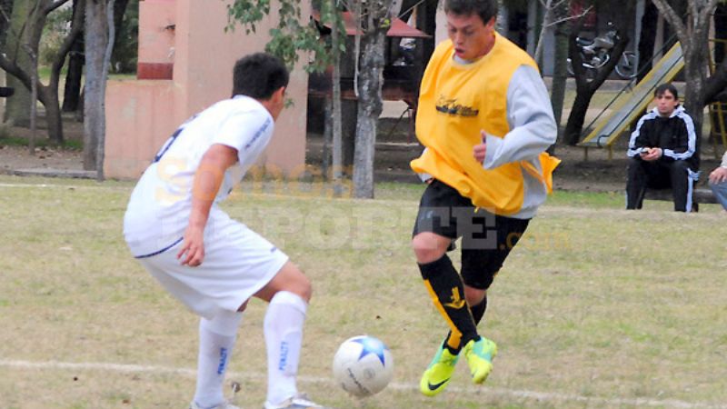 Mitre (Sgo.) y Estudiantes (SL), a las 14 hs., en Santa Fe