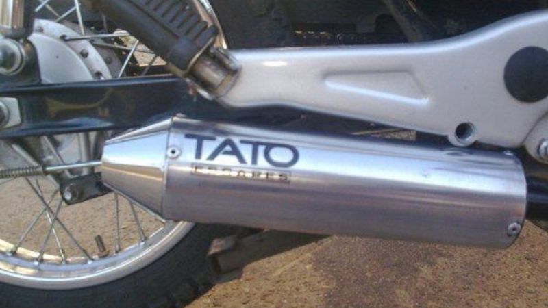 Multas y retenciones de motos por circular con escape libre