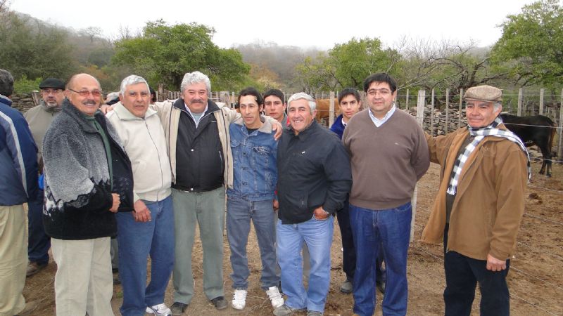 Mercado inauguró un centro de manejo ganadero