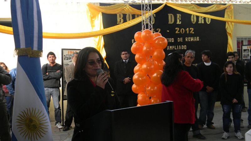 Emotivo acto en la Escuela del Centro de Rehabilitación 