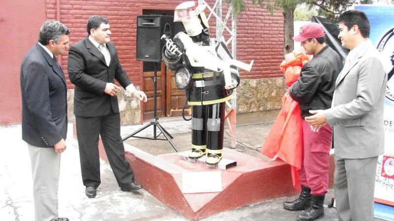 Acto central por el 71º aniversario de la Dirección Bomberos
