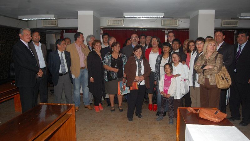 Maestros participaron de un homenaje en el recinto de sesiones   