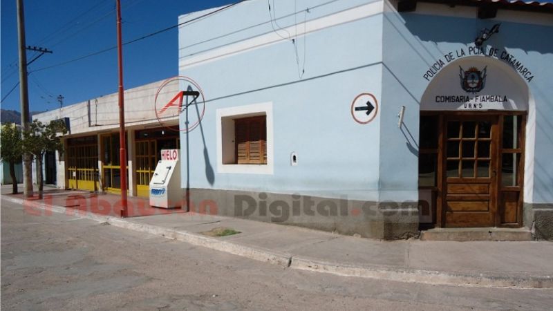 Roban un comercio al lado de la comisaría en Fiambalá