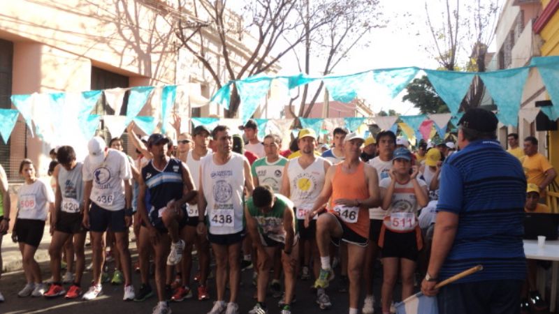 Se abrió el telón a los festejos de los Empleados de Comercio