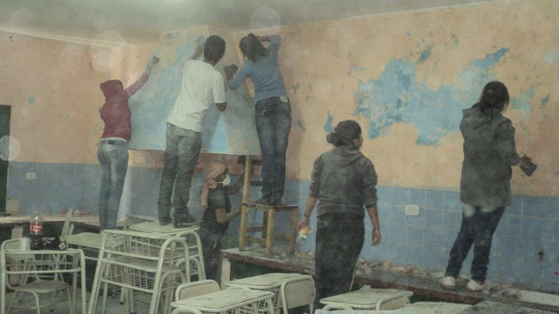 Alumnos comenzaron la Semana del Estudiante pintando sus aulas
