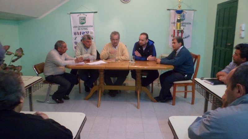 Brumec se reunió con los presidentes de los clubes