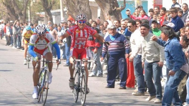 Darío Díaz fue un “león” en las “6 Vueltas a El Jumeal”