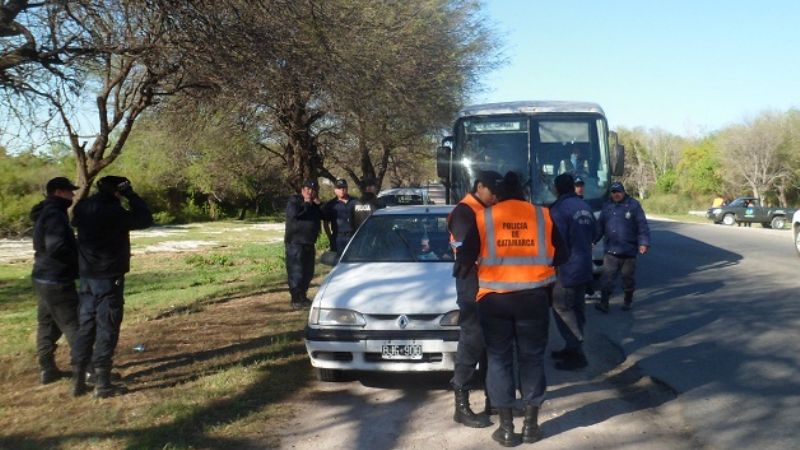 Un colectivo quedó varado camino a Pirquitas