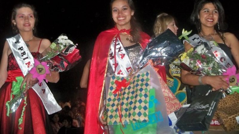 Maria Eva Morales: Reina Departamental de los Estudiantes 2012