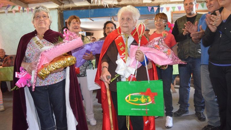 Colorido festejo por el Día de los Jubilados en Valle Viejo