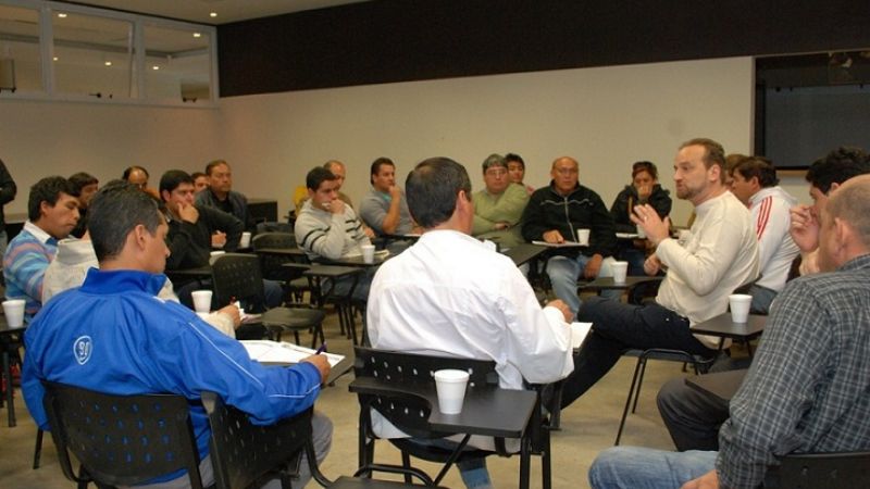 Brumec se reunió con directores de Deportes