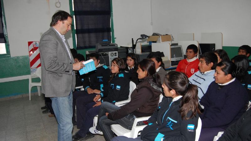 Se lanzó el programa “Rescatando Valores 2012”