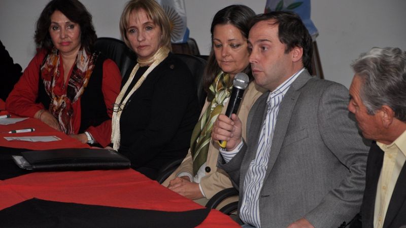 Mera se reunió con representantes del sector turístico