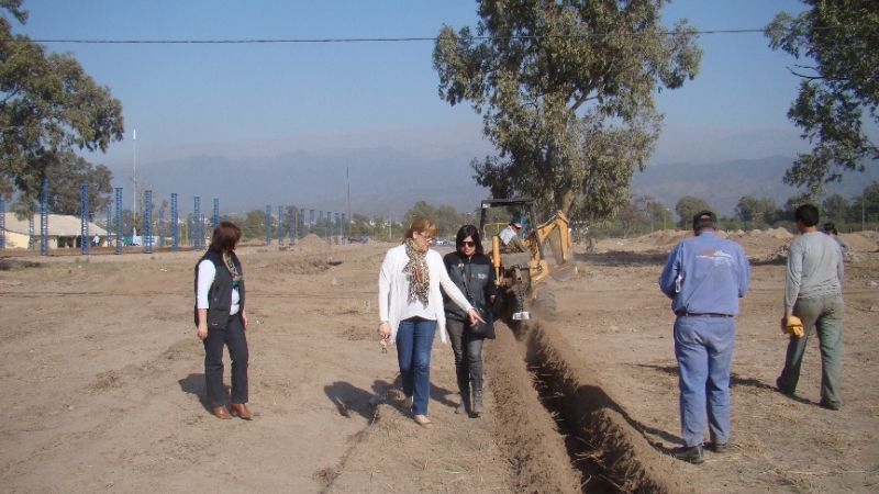 Iniciaron tareas del Plan de Forestación Urbano de la Capital