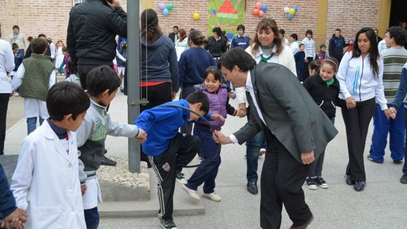 Programa “La escuela solidaria” en Valle Viejo