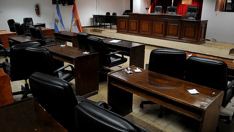 Sesión en Diputados demorada