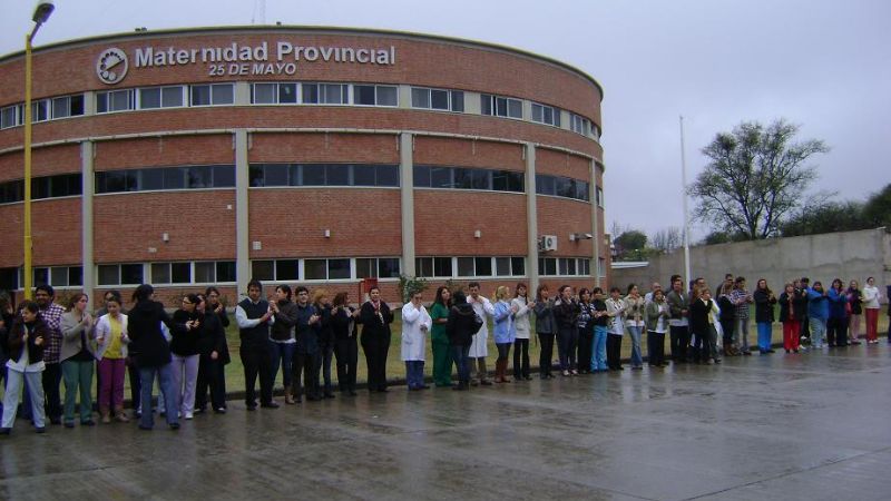 Movida de médicos en la Maternidad en repudio a las amenazas