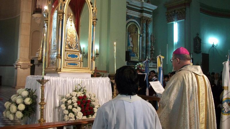 Emotiva acción de gracias a la Virgen a 8 años del terremoto