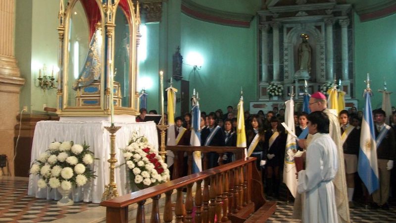 Emotiva acción de gracias a la Virgen a 8 años del terremoto