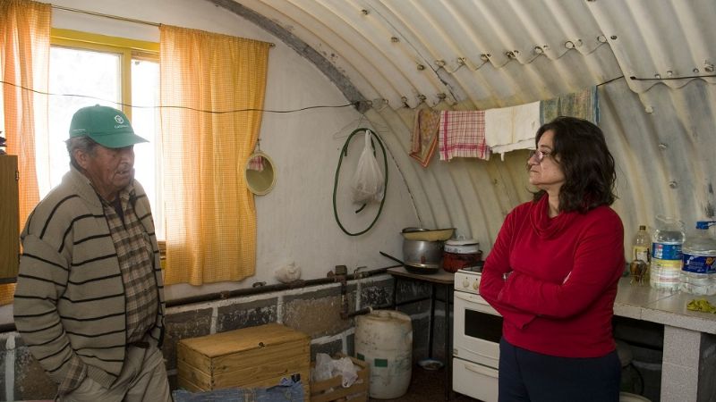 La gobernadora visitó a trabajadores viales en el Paso de San Francisco