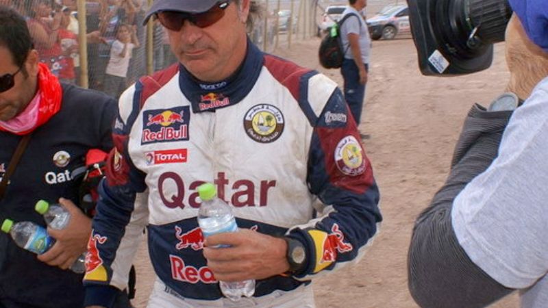 \"Patro\" no afloja, \"Chaleco\" y Al Attiyah festejan, Sainz out