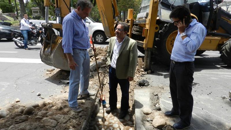 Hallazgo: encuentran empedrado de fines del siglo XIX