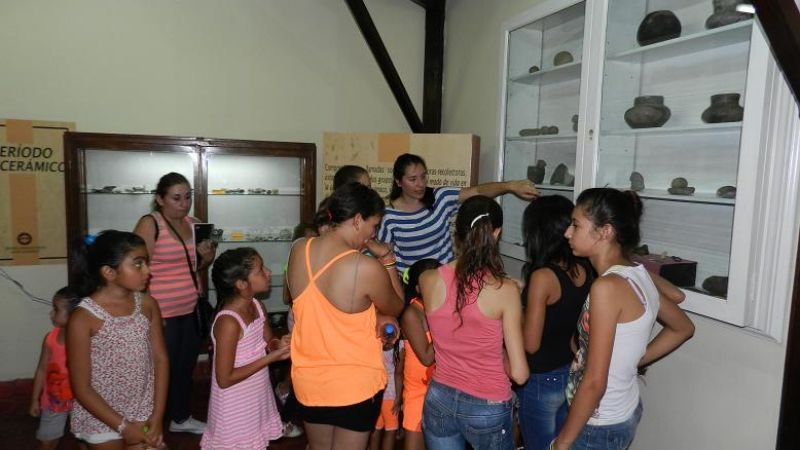 Actividades educativas para chicos en el museo arqueológico