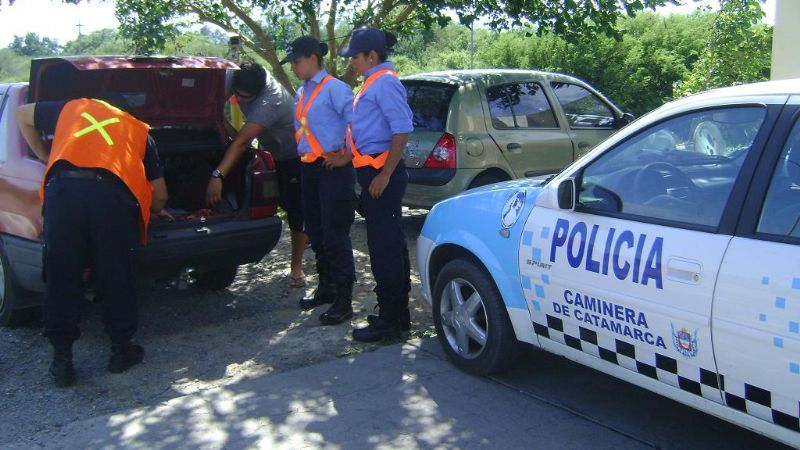 Secuestran carne vacuna y tres motos en Nueva Coneta