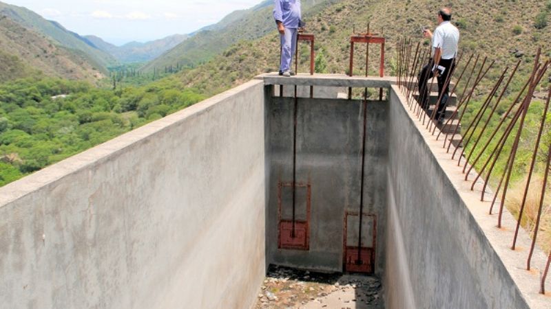 Gestionan recuperar obra de la usina en Los Ángeles