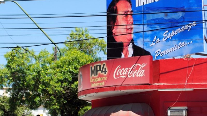 Cuenta regresiva para retirar carteles