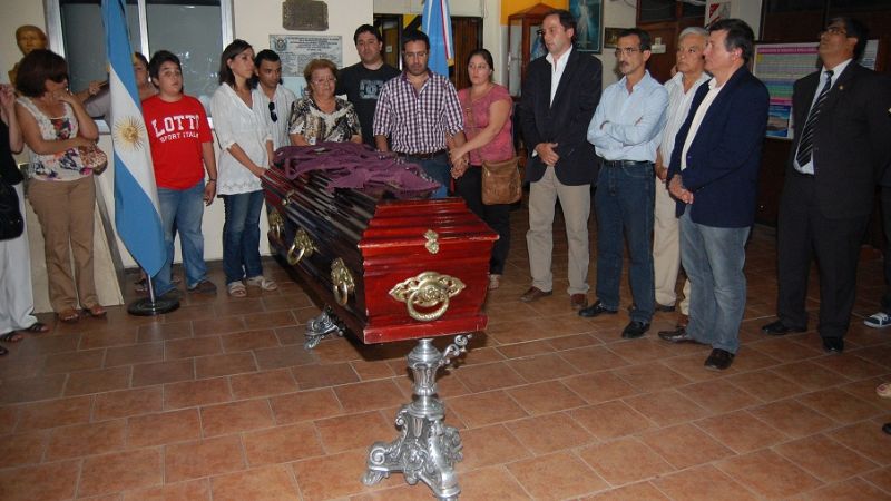 Mera despidió los restos de Lucio López en la Legislatura catamarqueña