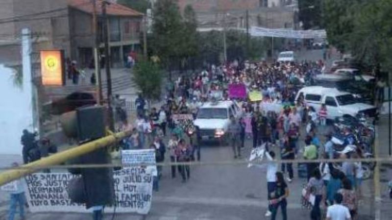 Encendido discursos en la marcha contra la justicia santamariana