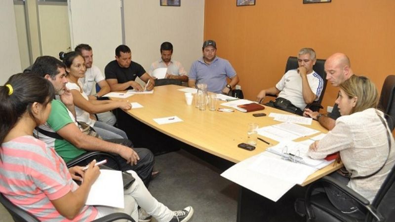 Reuniones en Deportes por los JUDEJUT 2013