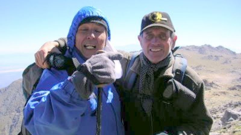 Montañistas en su día y el recuerdo de Ricardo Córdoba