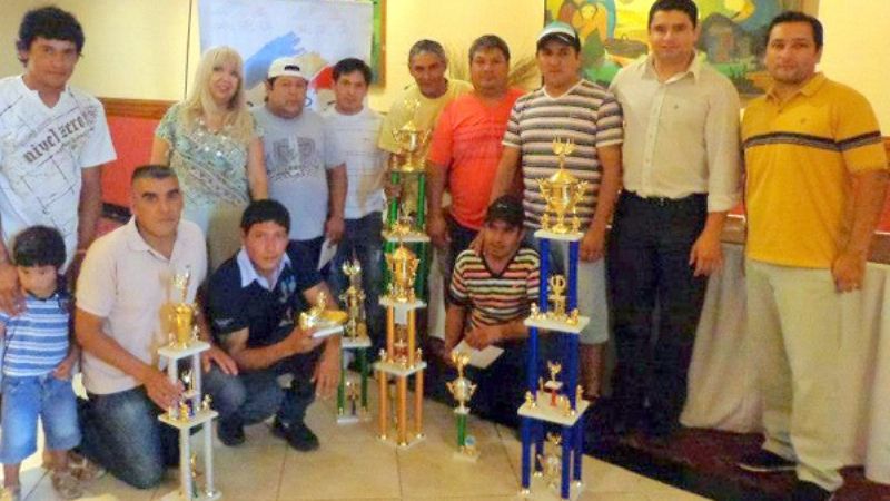  Entregaron premios a los mejores del torneo “Barrial”