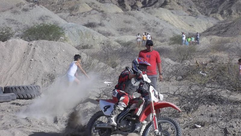 Multitudinario acompañamiento en la apertura de temporada turística de San José