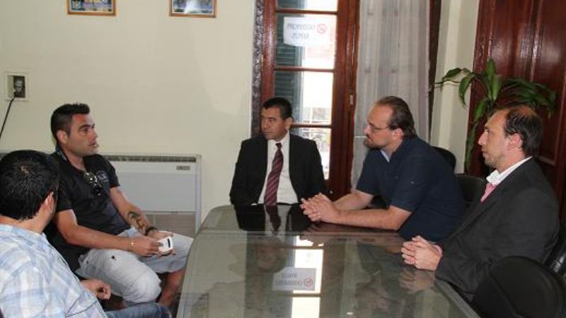 Gordillo recibió al jugador Aldo Duscher