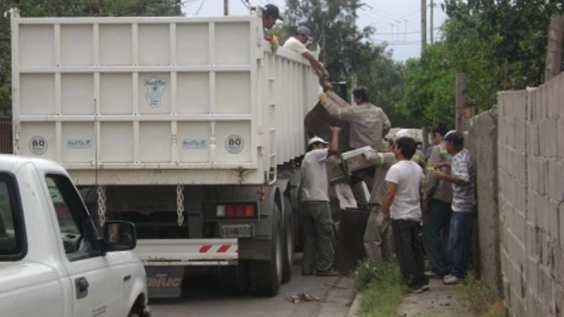 Descacharrado en los barrios Marcos Avellaneda y Fariñango