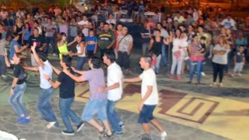 “Domingos Culturales” en Plaza del Aborigen
