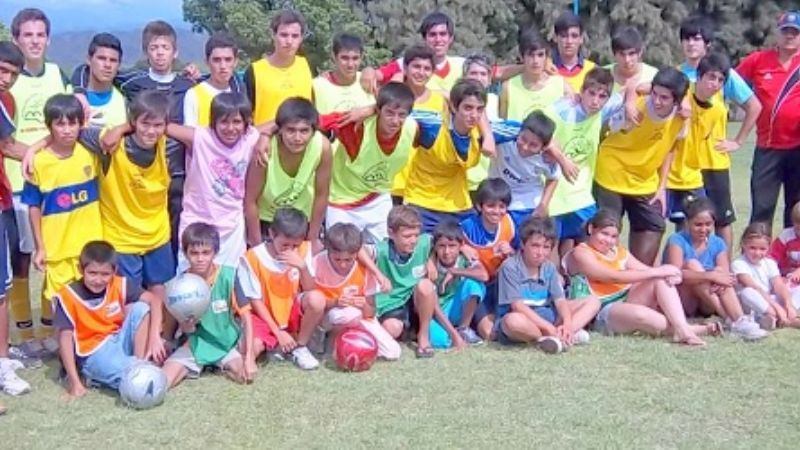 Confraternidad deportiva entre escuelas de fútbol