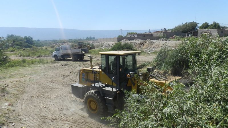 Fuertes tareas contra el dengue en el barrio Alcira Sur