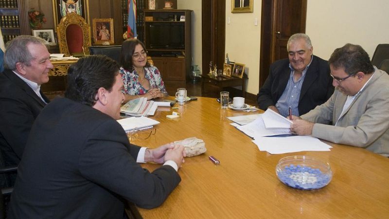 Ceden terrenos para la fábrica de materiales para la construcción de viviendas