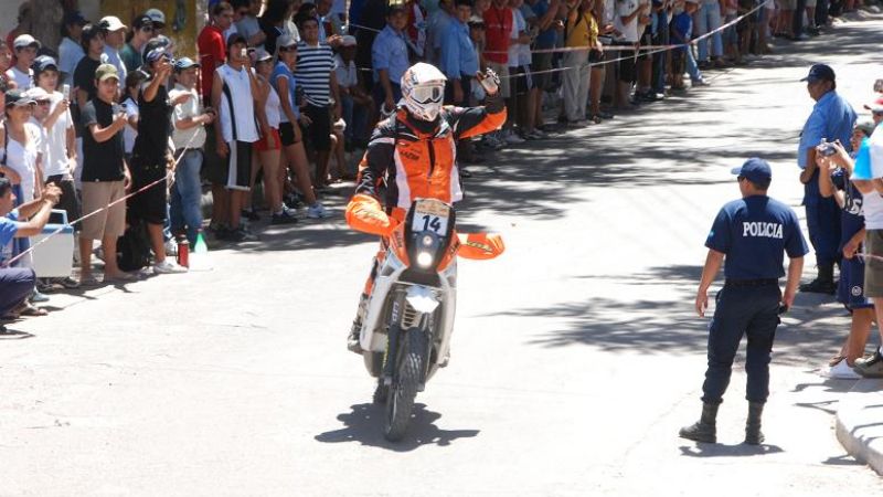 Noche del Dakar en Cortaderas