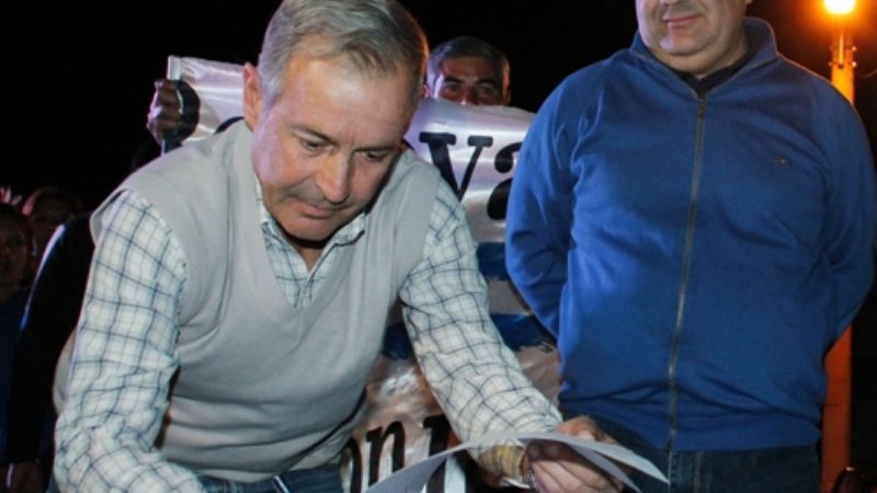 Jalil firmó convenio de pavimentación