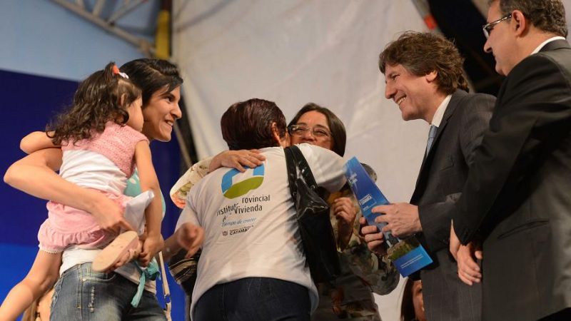 El Gobierno celebró 4.000 soluciones habitacionales entregadas