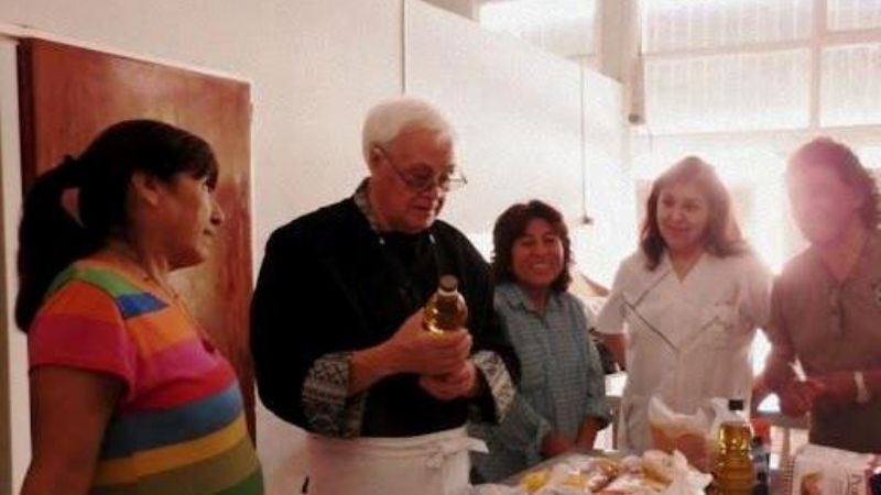 Charla y clase de cocina en el bar de la Feria del Libro