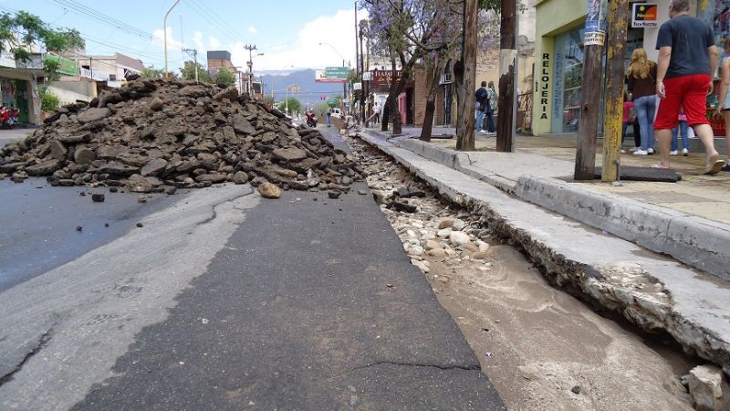Colapsó la Av. Belgrano