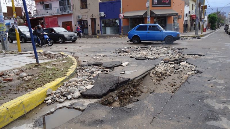 Colapsó la Av. Belgrano