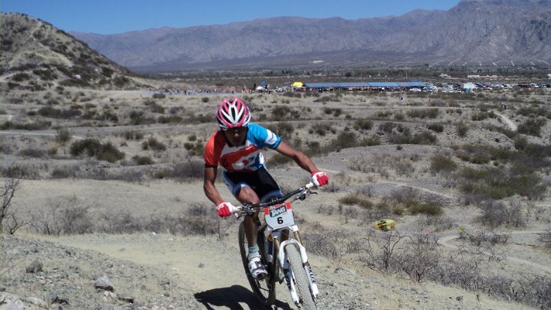 Bikers de todo el NOA presentes en el Nocturno de Mountain Bike