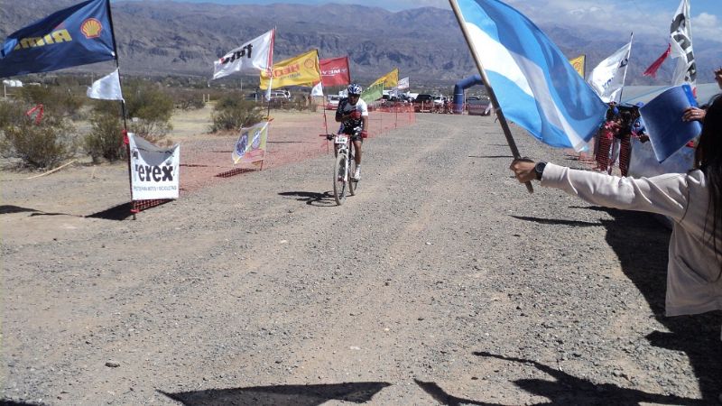 Los santamarianos demostraron que son una potencia en mountian-bike